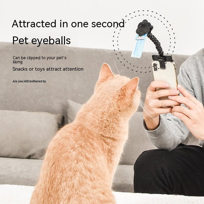 Pet Selfie Camera Tool – Phone Clip for Dogs & Cats - Pup Lake